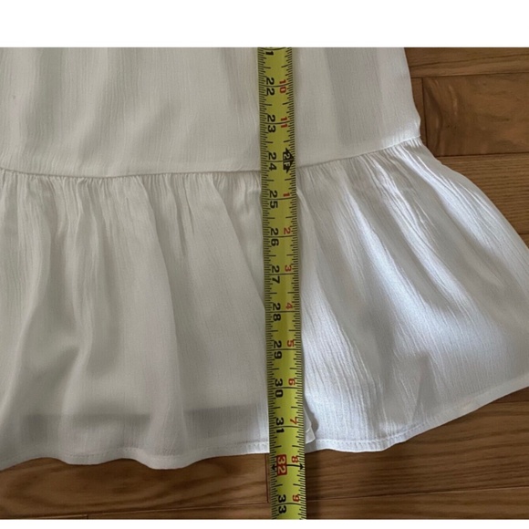 NWT Socialite Off-White Open Back Dress w/Lace Trim Ruffle Hem Lined - Picture 8 of 8